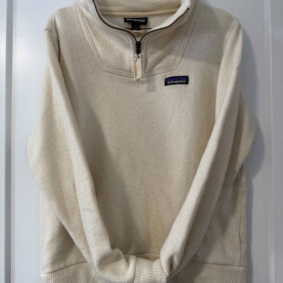 Patagonia 'Woolie' 1/4 zip fleece pullover in cream - woman's SM - Picture 4 of 6